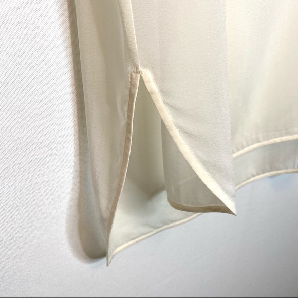 VINCE sheer off-white fancy top ๐ค - Picture 8 of 11